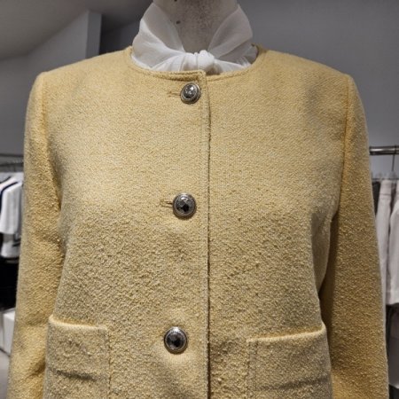 팬시라운드넥소매배색자켓