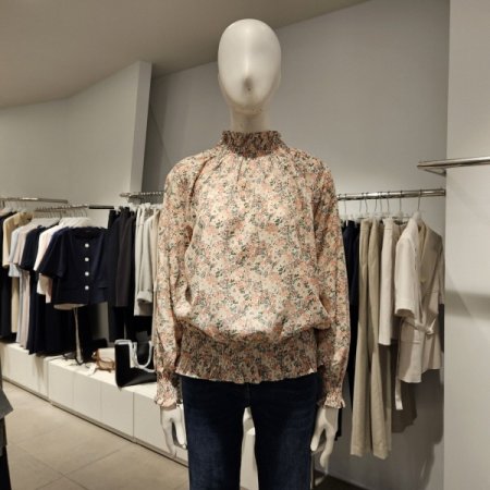 프린트스모킹블라우스