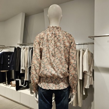 프린트스모킹블라우스