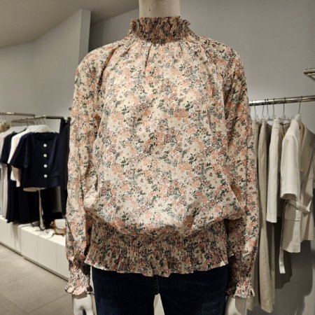 프린트스모킹블라우스