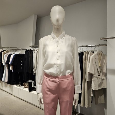 넥프릴블라우스