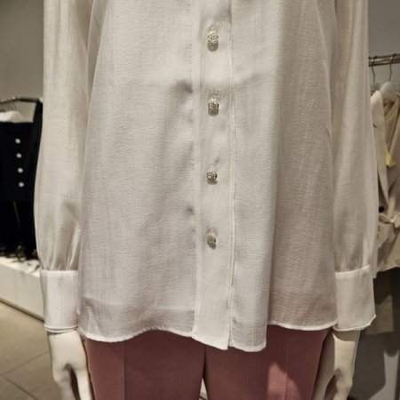 넥프릴블라우스