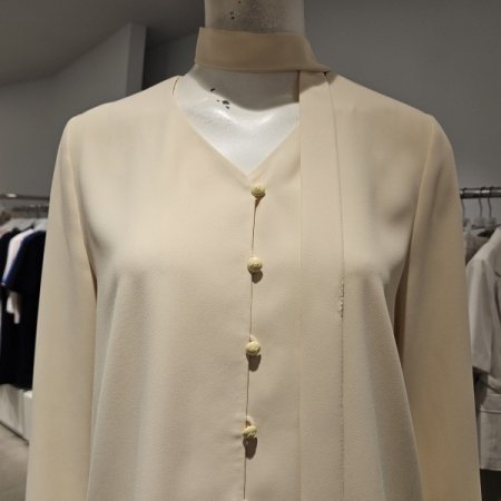 제천타이노카라블라우스