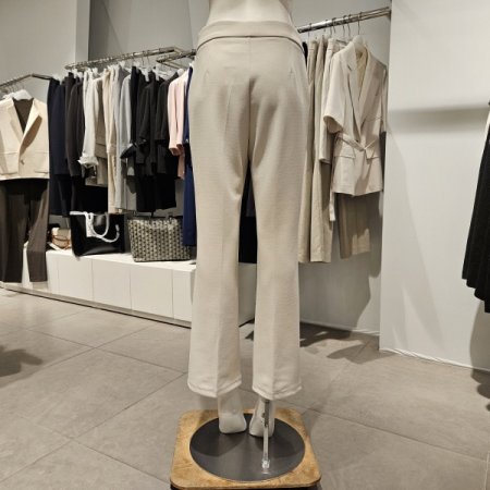 허리밴딩부츠컷팬츠