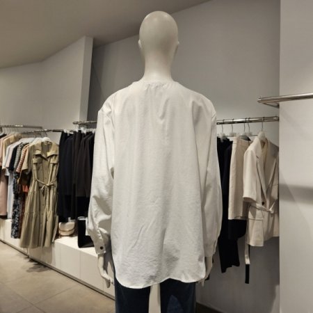 넥러플블라우스