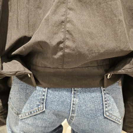 밑단스트링후드숏점퍼