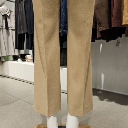 허리오비세미부츠컷슬랙스