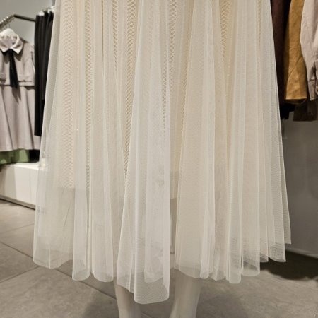 스프링샤스커트