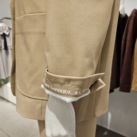 브롯치장식원버튼자켓