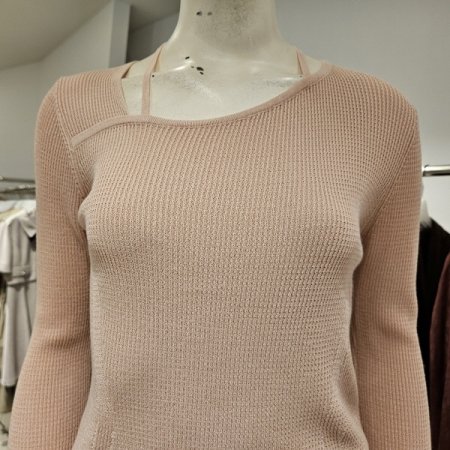 네크끈골지니트