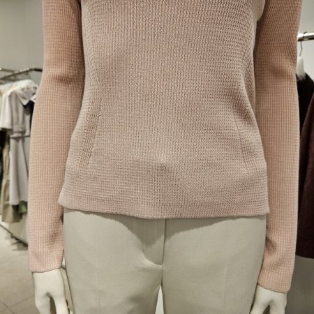 네크끈골지니트