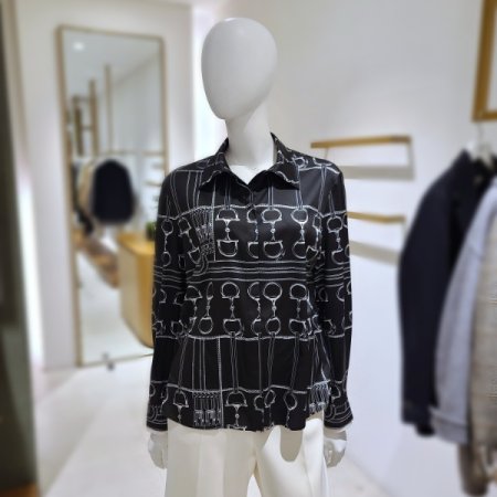 체인레귤러핏블라우스