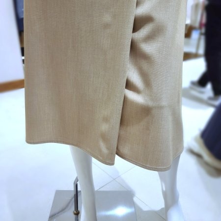 사선A라인스커트