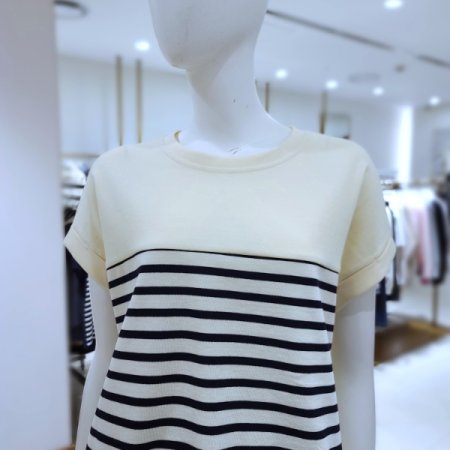 루즈핏 스트라이프티셔츠