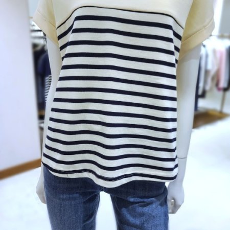 루즈핏 스트라이프티셔츠