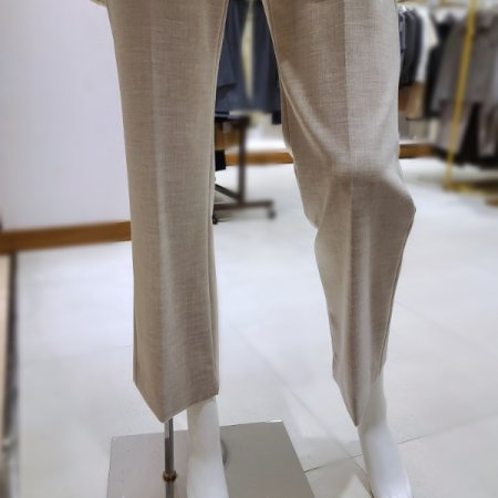 프레스부츠컷팬츠