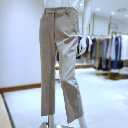 프레스부츠컷팬츠