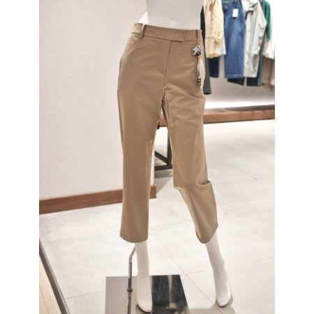 스카프장식팬츠