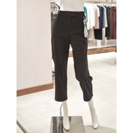 스카프장식팬츠