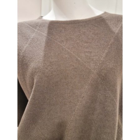 린넨혼방 홀가먼트니트