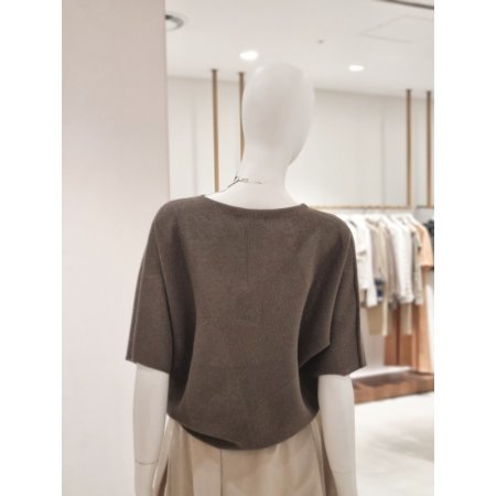 린넨혼방 홀가먼트니트