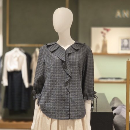 프릴장식블라우스