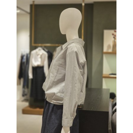 셔링장식 블라우스