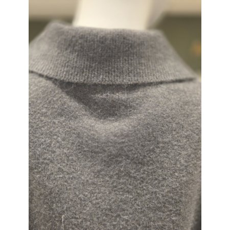 단추장식 카라베스트