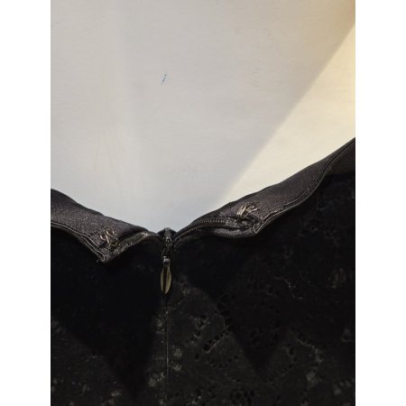 스웨이드 레이스스커트