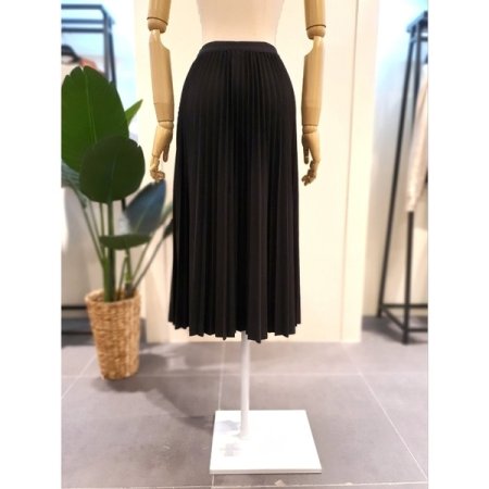 수란 플리츠 밴딩스커트 블랙