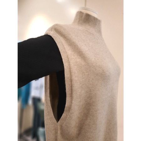 밑단트임 반목 조끼