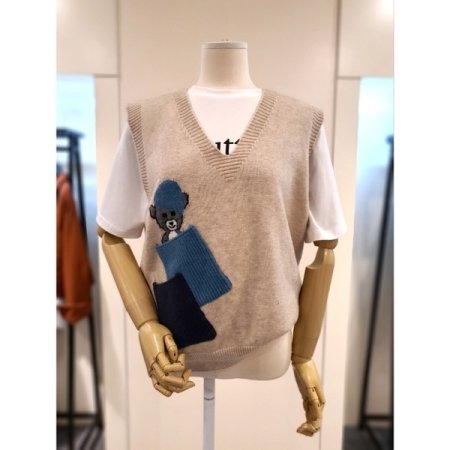 울혼방 베어 배색 포켓 조끼 베이지