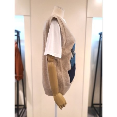 울혼방 베어 배색 포켓 조끼 베이지