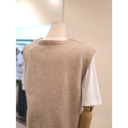 울혼방 베어 배색 포켓 조끼 베이지