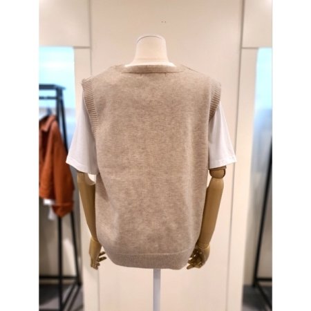 울혼방 베어 배색 포켓 조끼 베이지