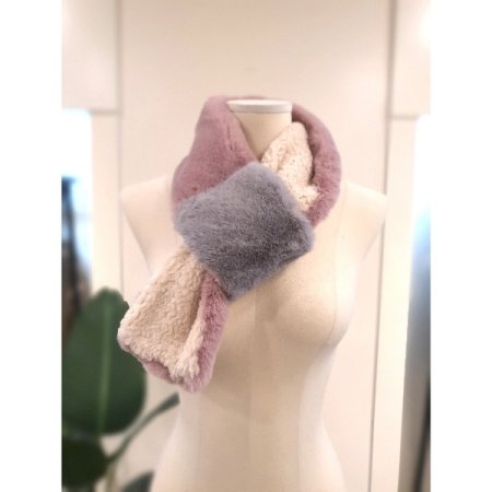 에코 리버스 퍼 머플러 핑크