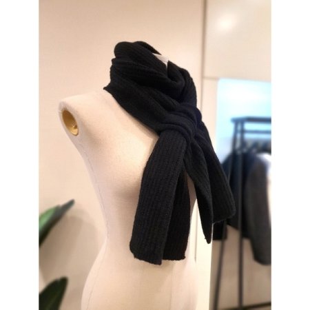 솔리드 빅와플 머플러 블랙