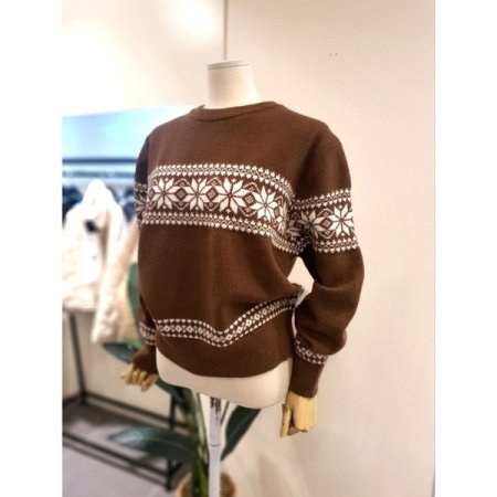 홀리데이 라운드 니트 브라운