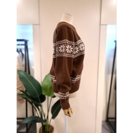 홀리데이 라운드 니트 브라운