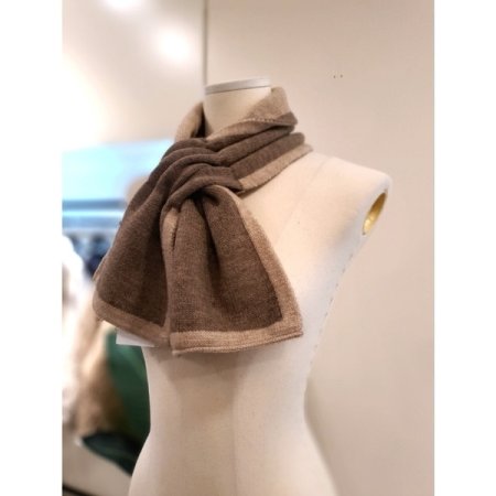 라인 배색 고리 머플러 베이지