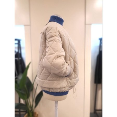 데미아 경량 퀄팅 패딩 아이보리