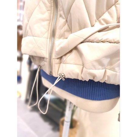 데미아 경량 퀄팅 패딩 아이보리