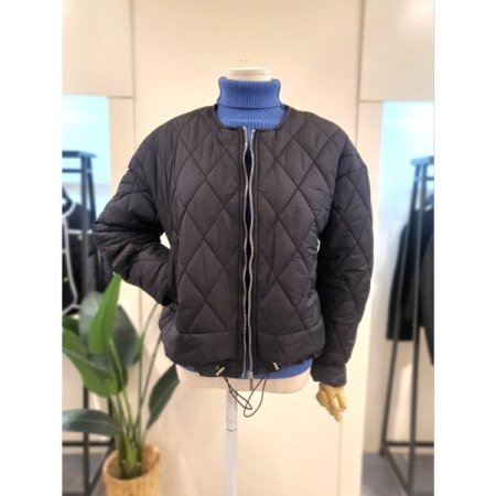 데미아 경량 퀄팅 패딩 아이보리