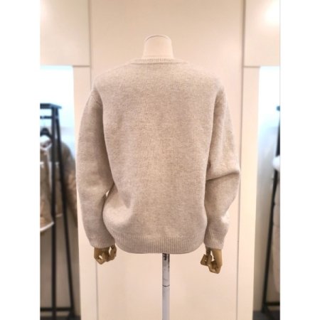 울혼방 오리 라운드넥 니트 아이보리