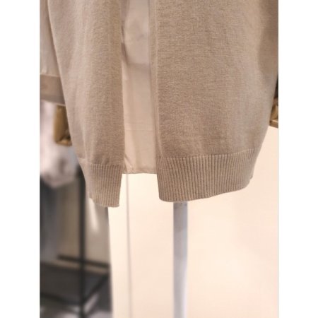 뒷트임 니트 베스트 베이지