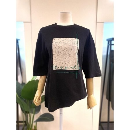 크랙 자수 반팔 티셔츠 블랙