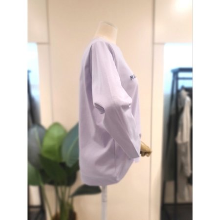 마드모아젤 라운드 긴팔 티셔츠 퍼플