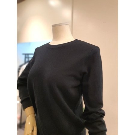 솔리드 라운드 니트 블랙