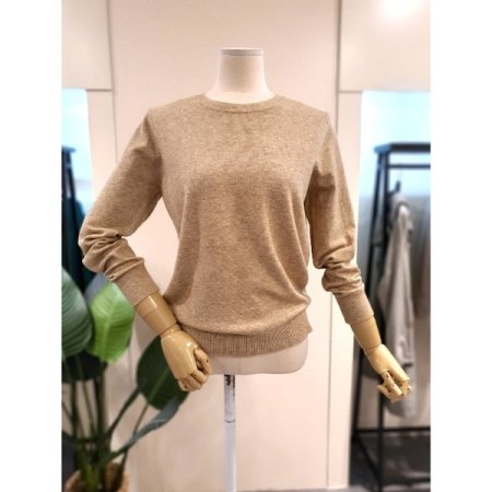 솔리드 라운드 니트 블랙