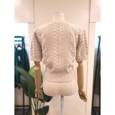 퍼프 반팔 소매 꽈배기 숏 니트 오트